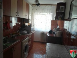 apartament-3-camere-decomandat-sibiu-zona-vasile-aron-2